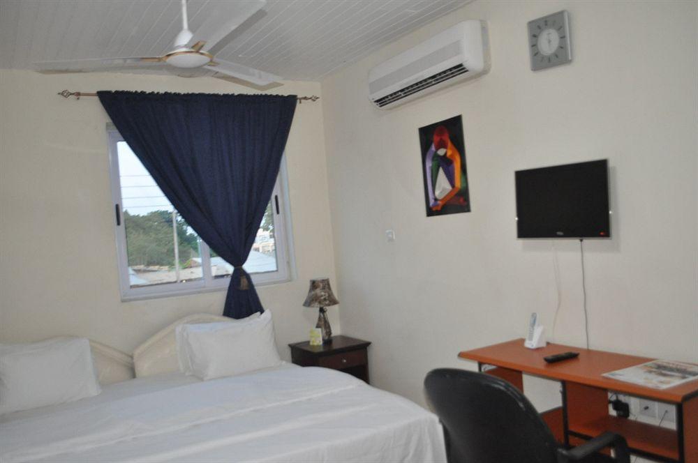 Tribeca Hotel Ghana Accra Ngoại thất bức ảnh